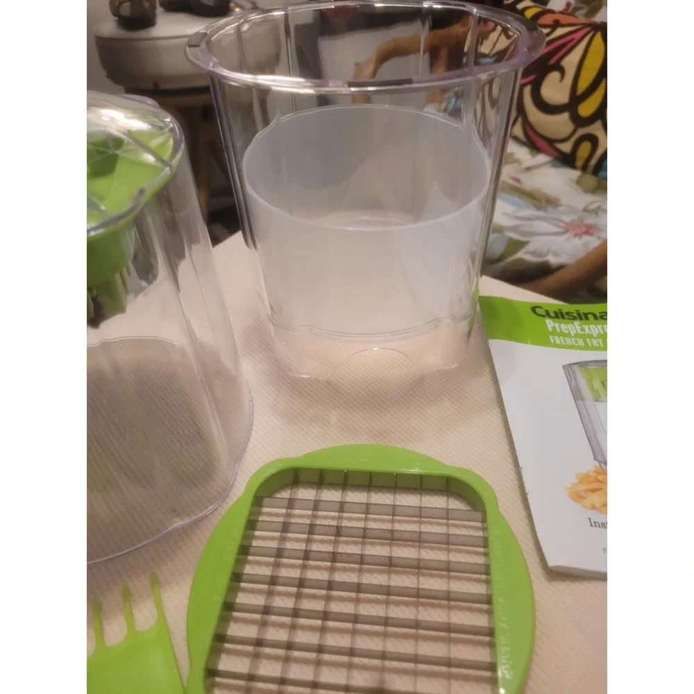 Cuisinart PrepExpress French Fry Cutter, CTG-00-FFC2 **missing‎ larger cutter*